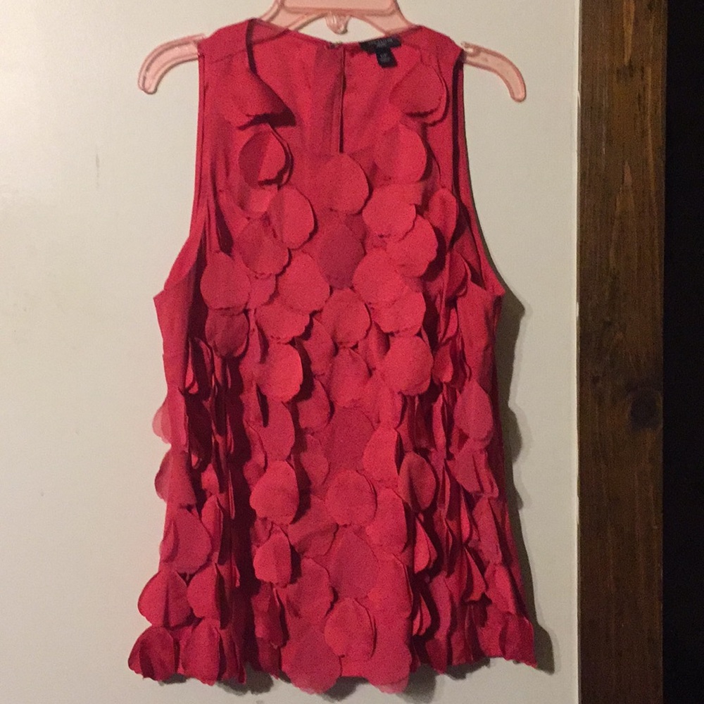 Ann Taylor missy 12p red sleeveless shirt!